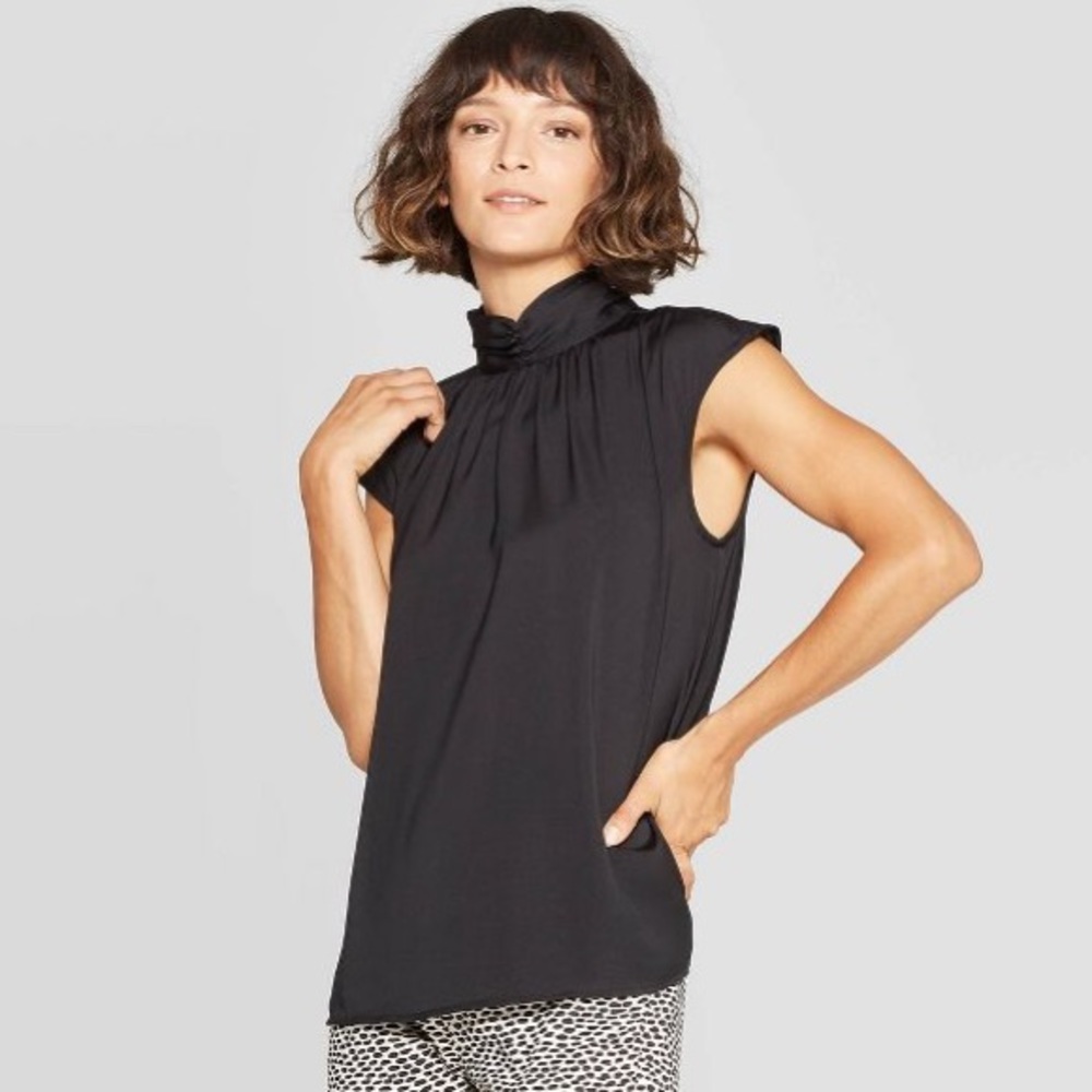 NWT Black Short Sleeve Mock Turtleneck Blouse